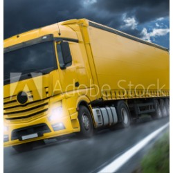 Fototapeta żółta ciężarówka Tir